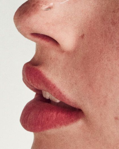<strong>Skin-Firming & Lifting</strong>