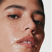 <strong>Plumping & Volumizing</strong>